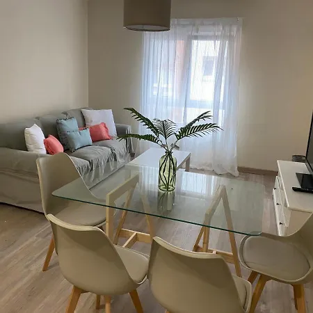 아파트 Piso Completo En Muy Cerca De La Playa *