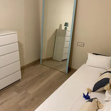 Piso Completo En Muy Cerca De La Playa 아파트 *